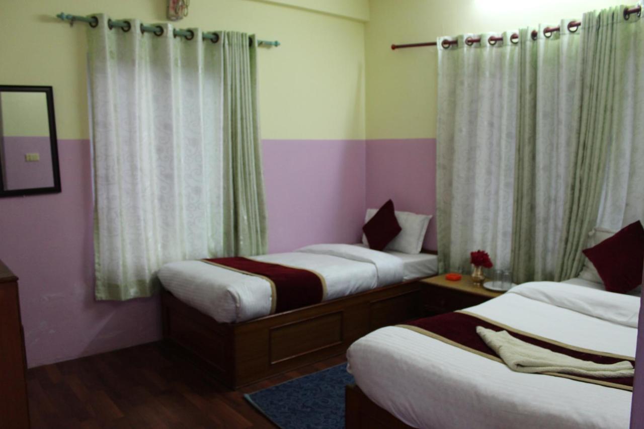 Hotel Snow Leopard بوكْرا المظهر الخارجي الصورة