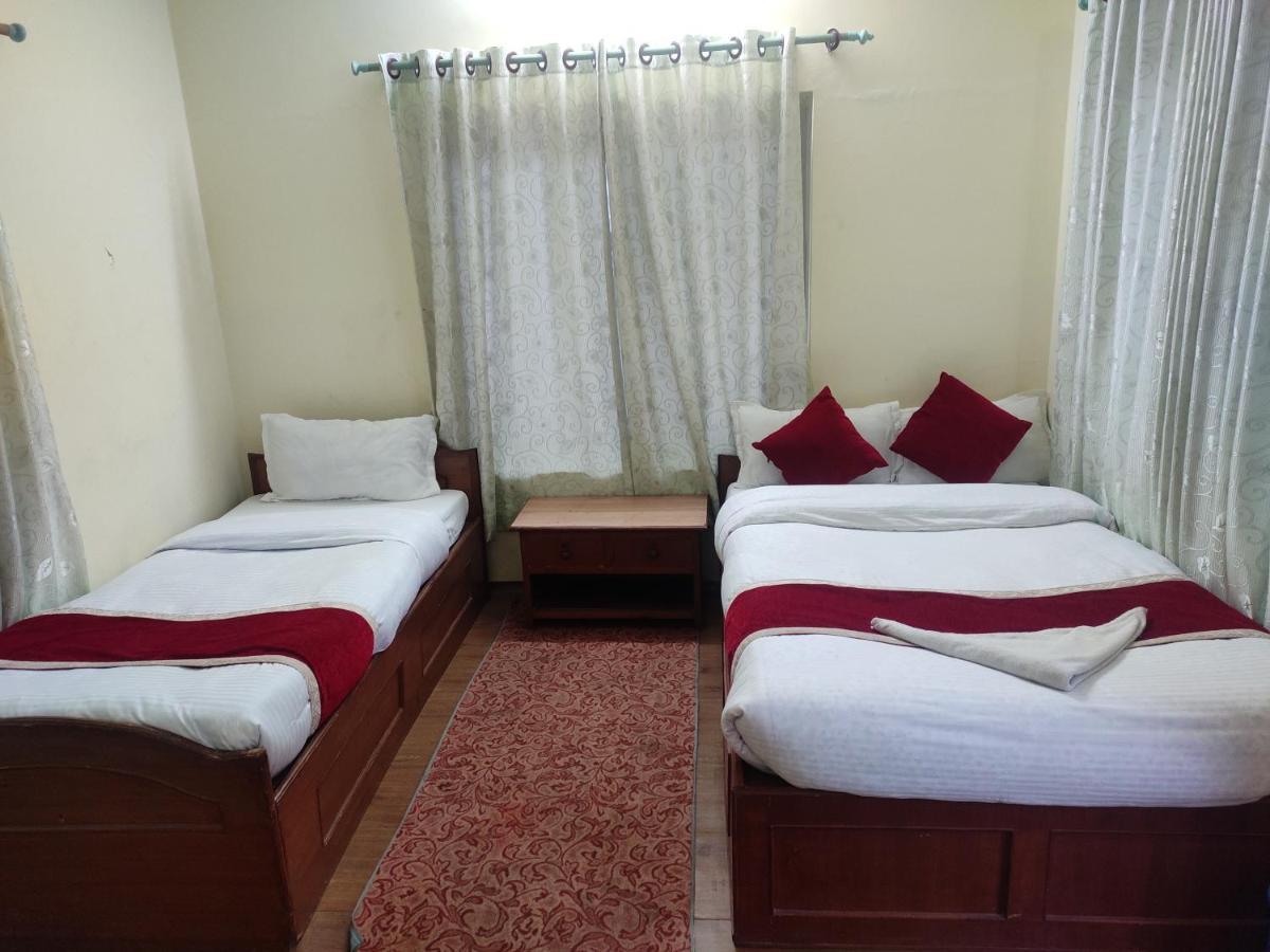 Hotel Snow Leopard بوكْرا المظهر الخارجي الصورة