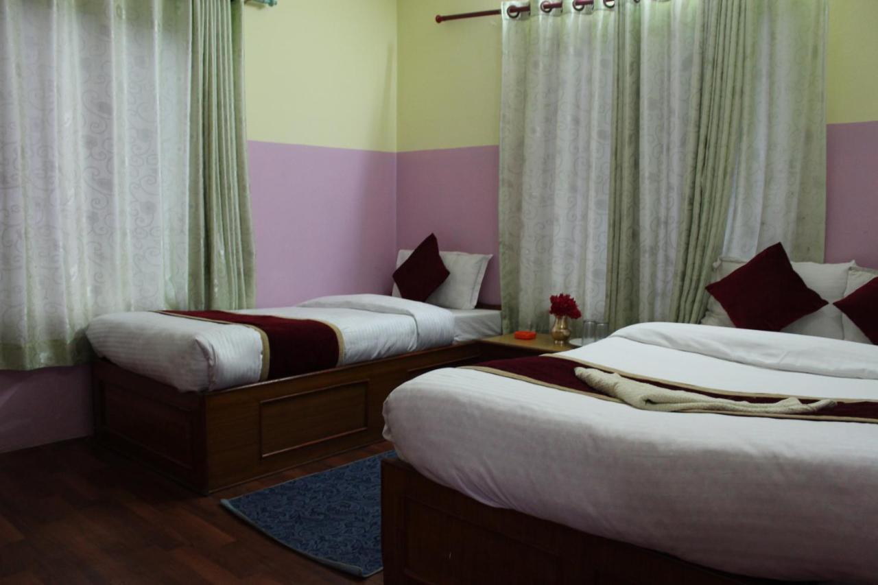 Hotel Snow Leopard بوكْرا المظهر الخارجي الصورة